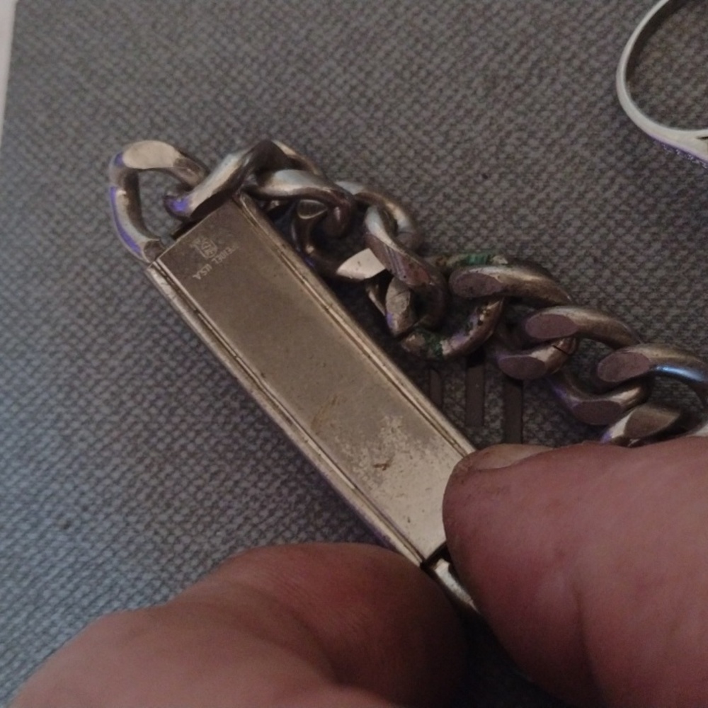 4 Rings& Bracelet - Picture 2 of 7